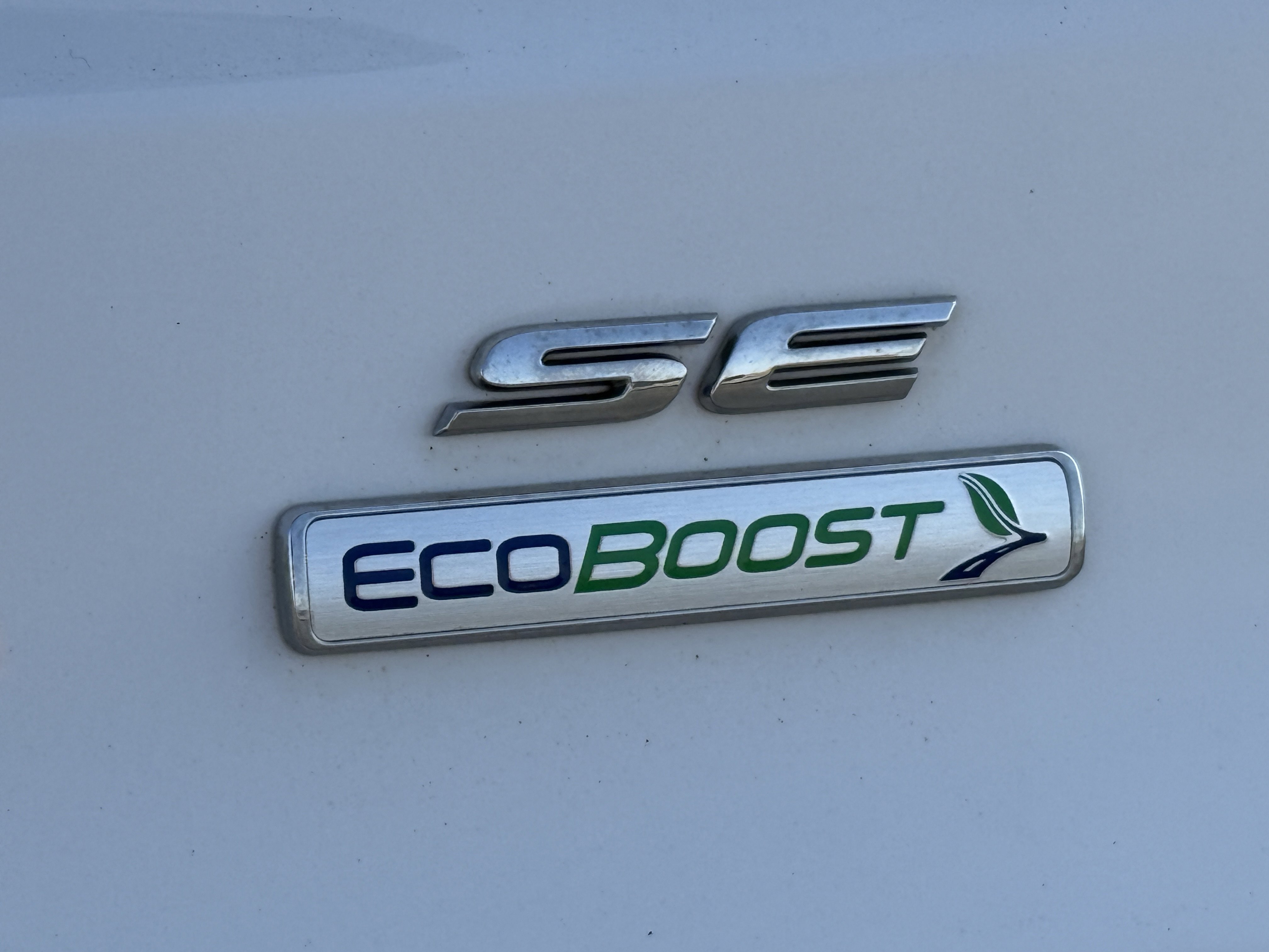 Used 2020 Ford Fusion SE image 9