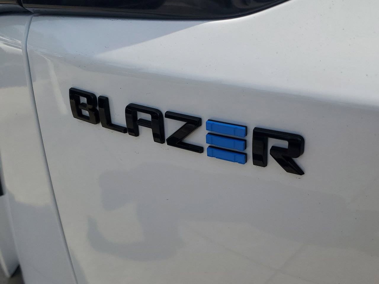 New 2026 Chevrolet Blazer EV LT w/ Midnight/Sport Edition FWD image 6