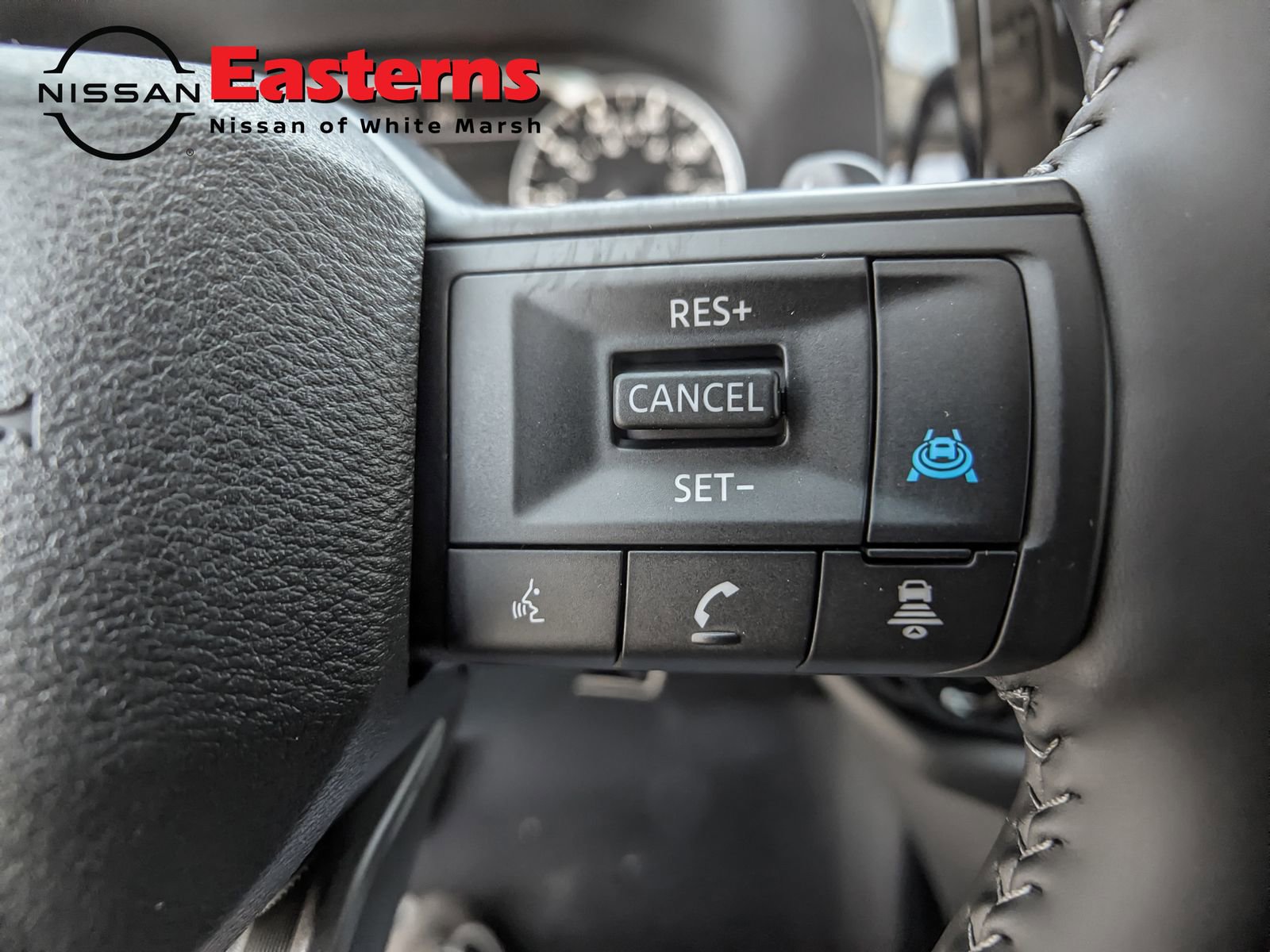 New 2026 Nissan Pathfinder SV image 17