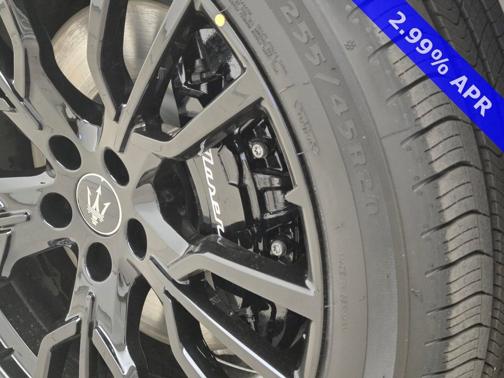 New 2025 Maserati Grecale Modena image 14