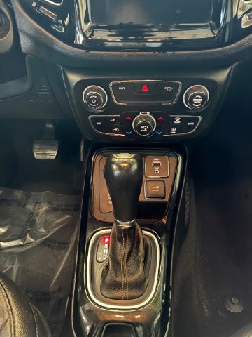 Used 2019 Jeep Compass Limited image 16