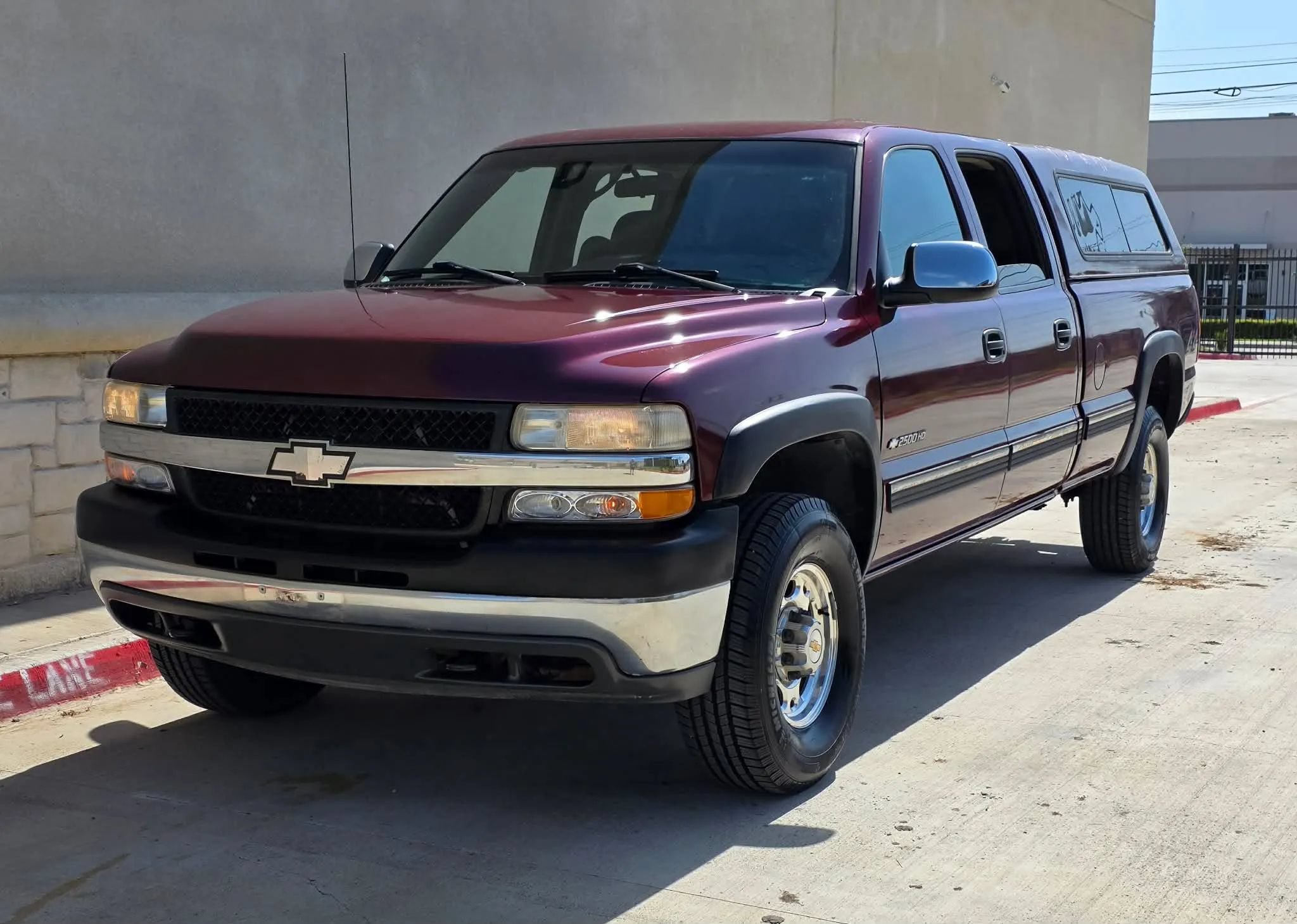 Used 2002 Chevrolet Silverado 2500 LS w/ Off-Road Skid Plate Pkg AWD/4WD image 7