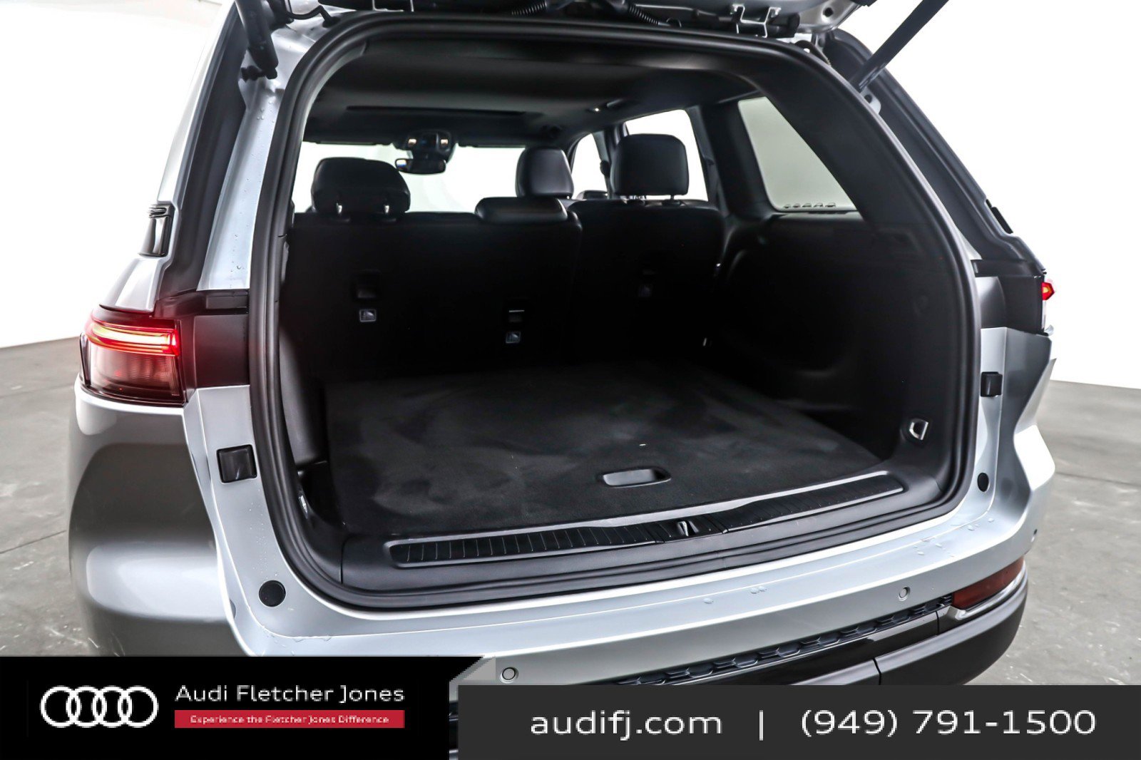 Used 2022 Jeep Grand Cherokee Altitude image 23