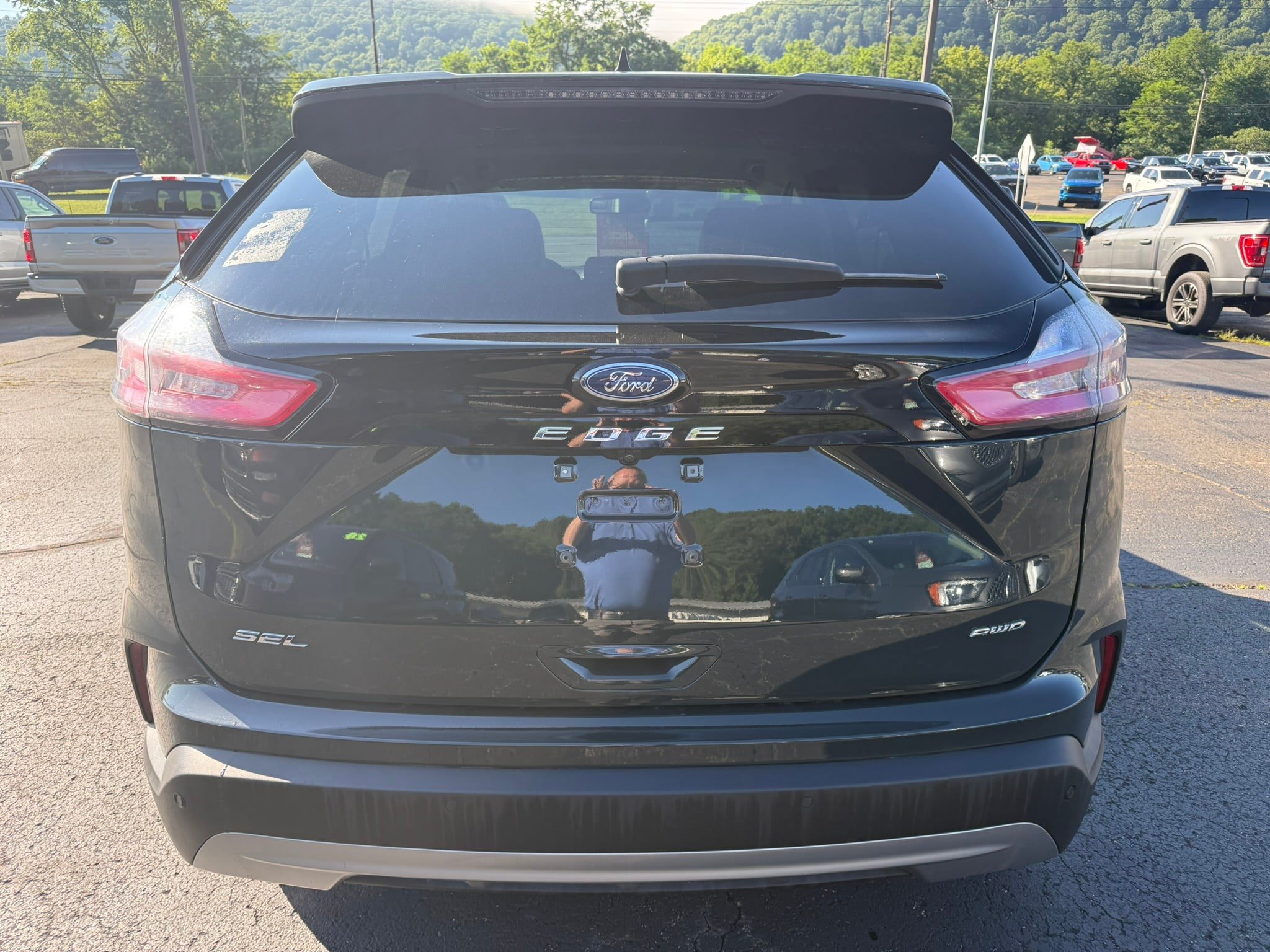 Used 2024 Ford Edge SEL w/ Convenience Package AWD/4WD image 5