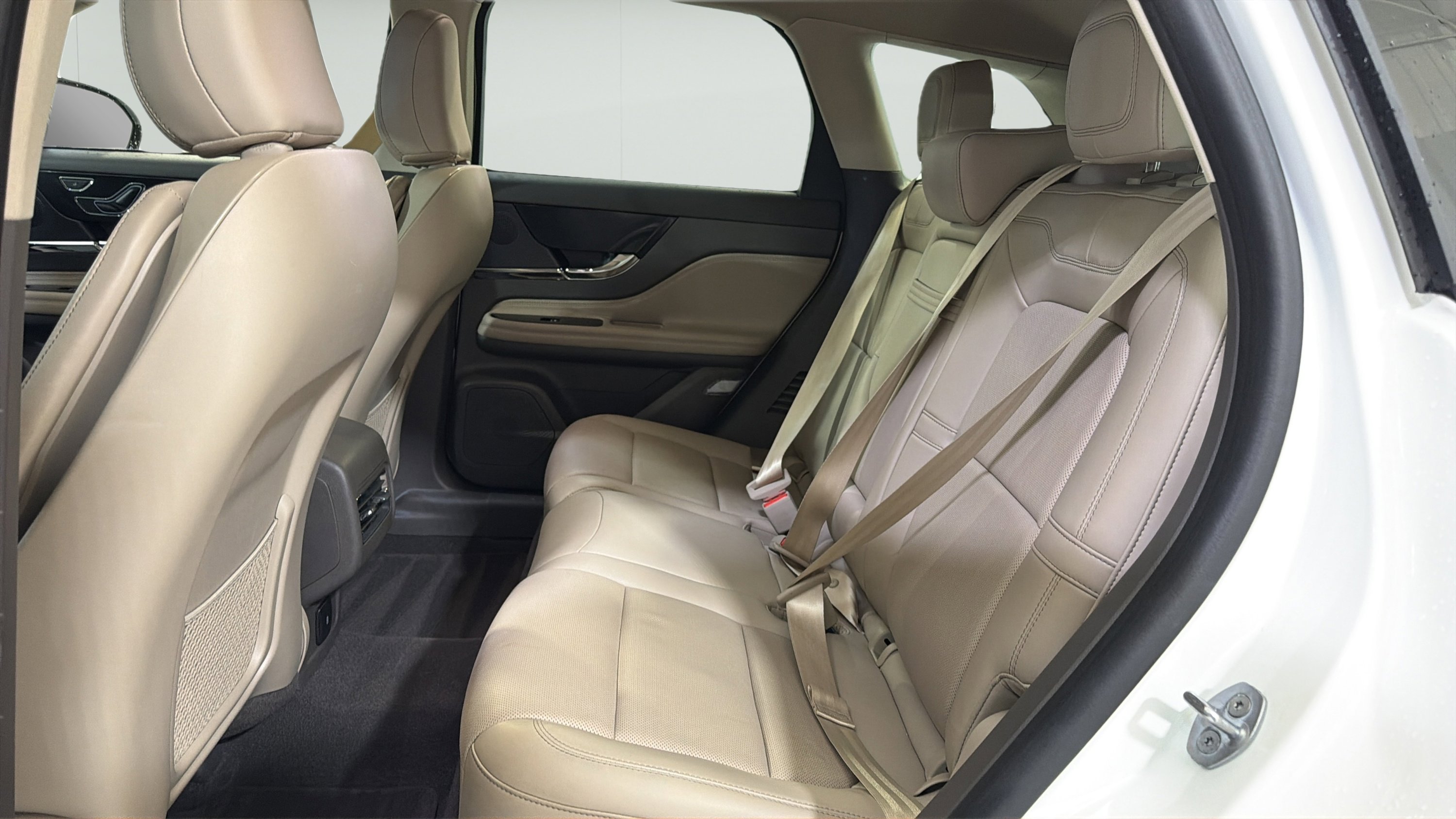 Used 2024 Lincoln Corsair Reserve FWD image 20