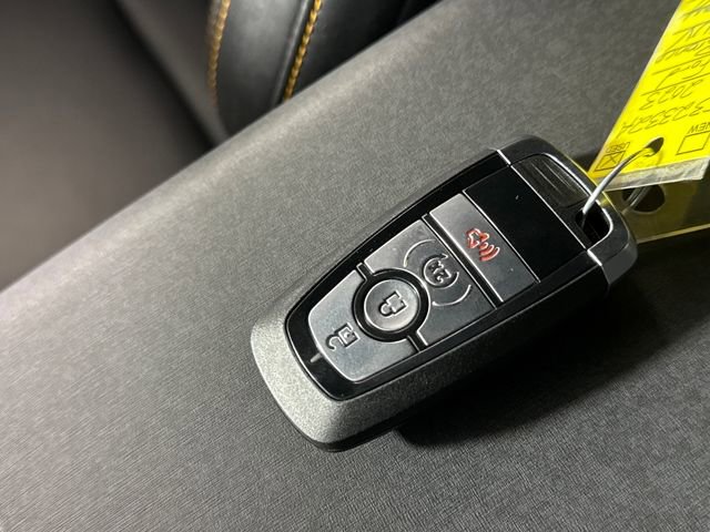 Used 2023 Ford Bronco Badlands image 37