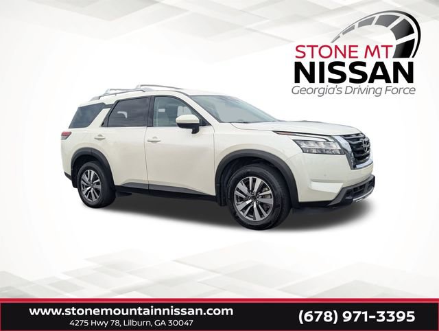Used 2023 Nissan Pathfinder SL image 1