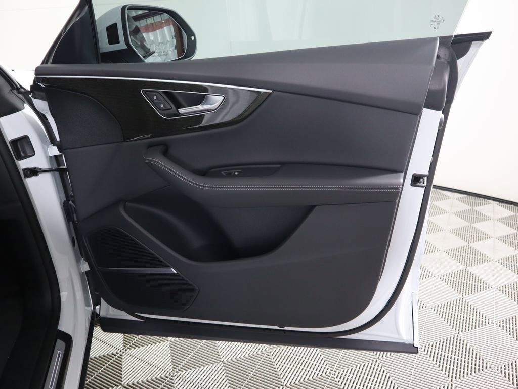 New 2026 Audi Q8 Premium Plus image 26