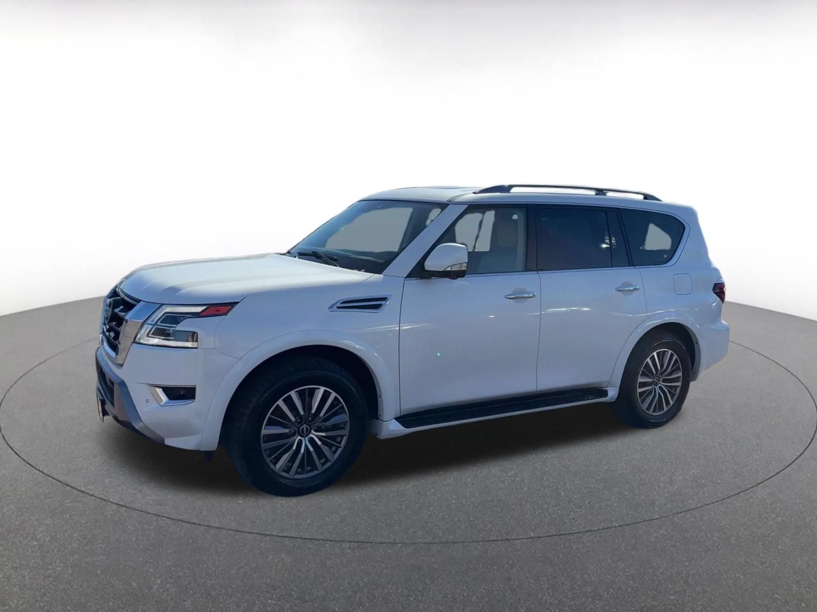 Used 2023 Nissan Armada SL AWD/4WD image 7