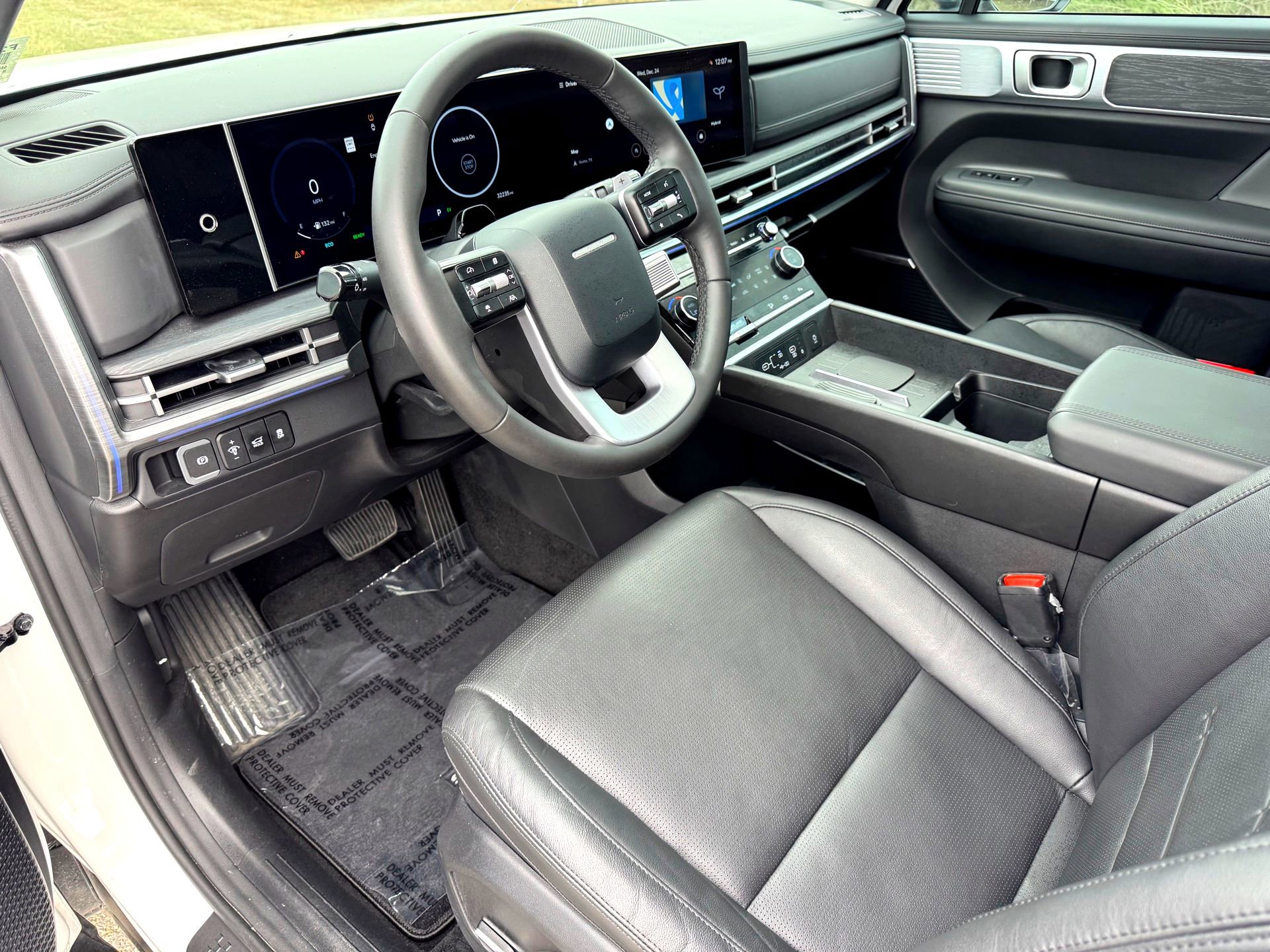 Used 2025 Hyundai Santa Fe Limited image 11