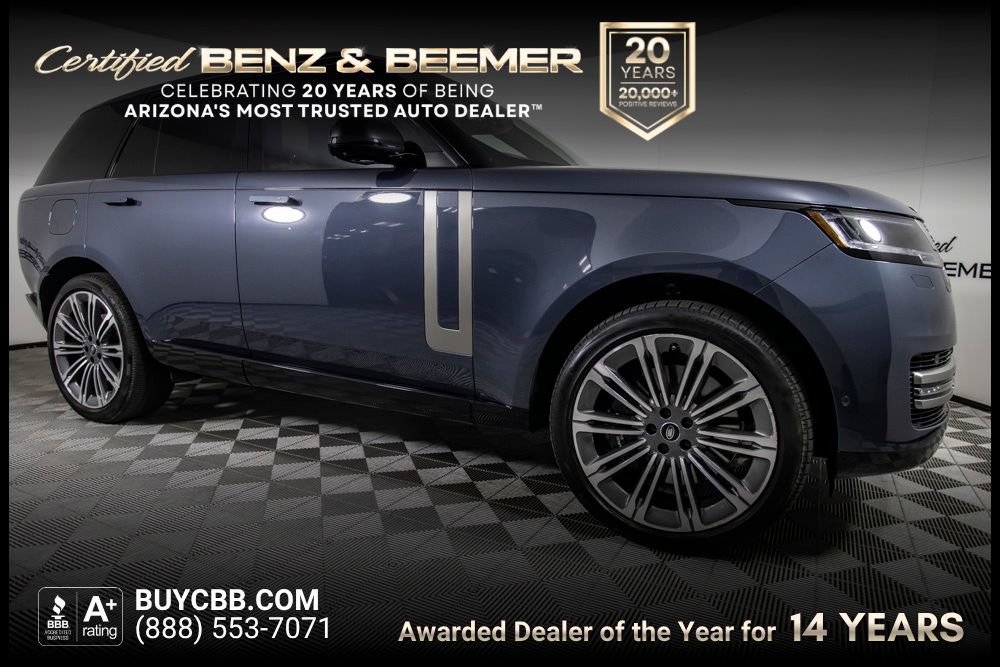 Used 2025 Land Rover Range Rover SE AWD/4WD image 1