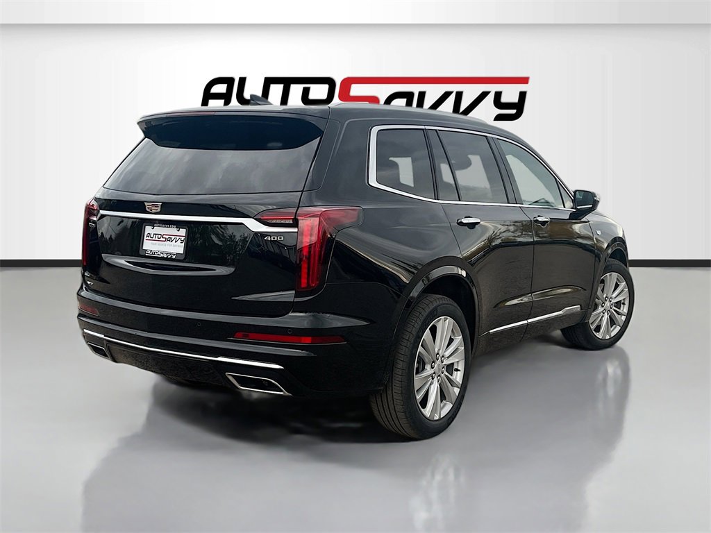 Used 2024 Cadillac XT6 Premium Luxury image 7
