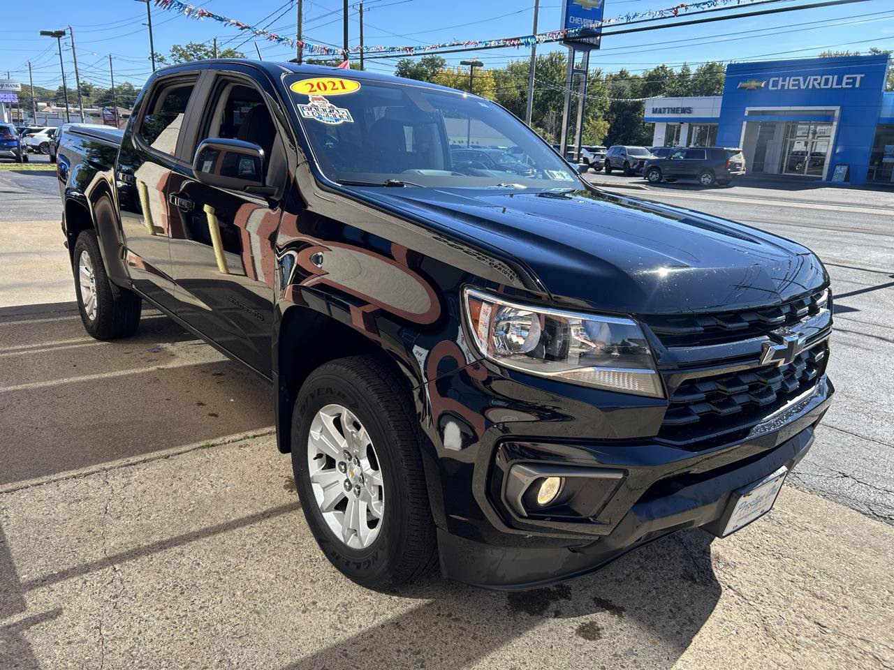 Used 2021 Chevrolet Colorado LT w/ LT Convenience Package AWD/4WD image 8