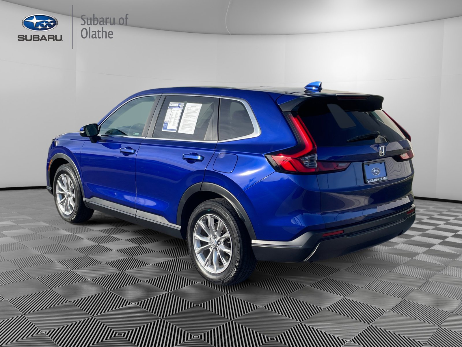 Used 2023 Honda CR-V EX-L image 9