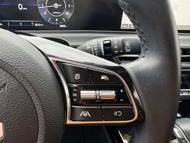 Certified 2024 Kia Seltos S image 22