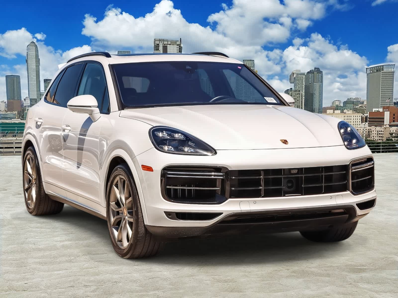 Used 2023 Porsche Cayenne Turbo AWD/4WD image 3