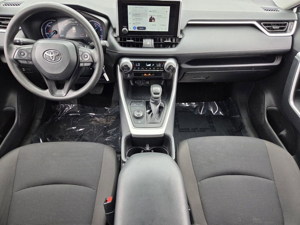 Used 2025 Toyota RAV4 LE image 8