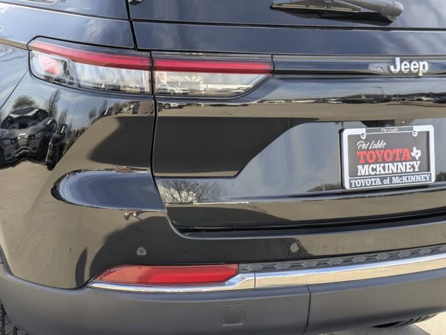 Used 2022 Jeep Grand Cherokee Limited image 8