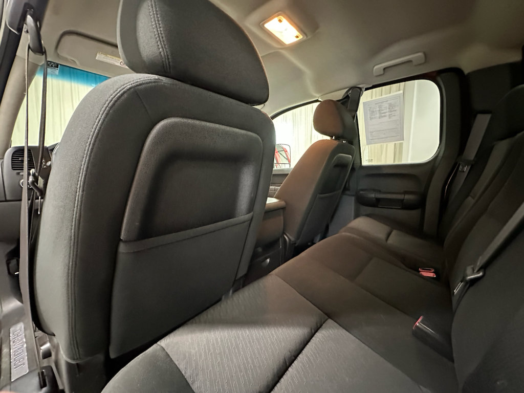Used 2012 Chevrolet Silverado 2500 LT w/ Z71 Appearance Package AWD/4WD image 22