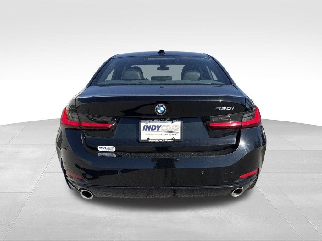Used 2025 BMW 330i Sedan RWD image 5