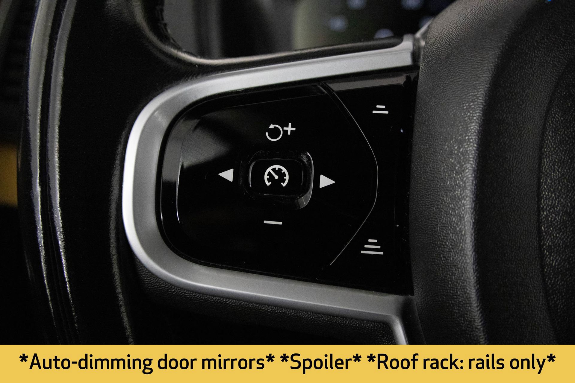 Used 2021 Volvo XC90 T6 Momentum w/ Protection Package image 31