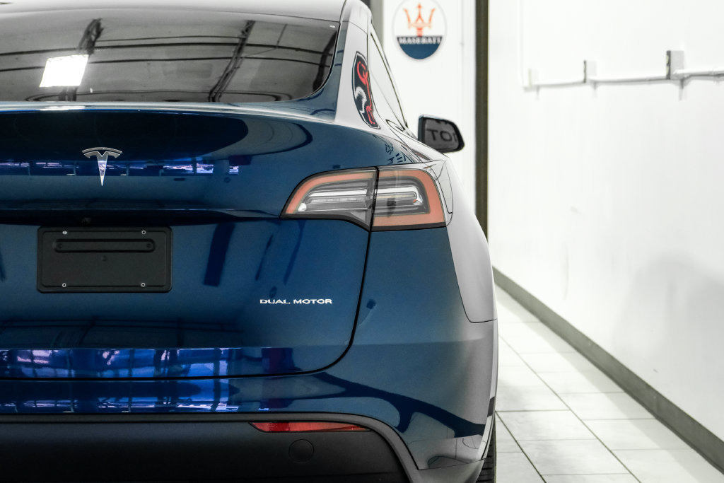 Used 2024 Tesla Model Y Long Range AWD/4WD image 41