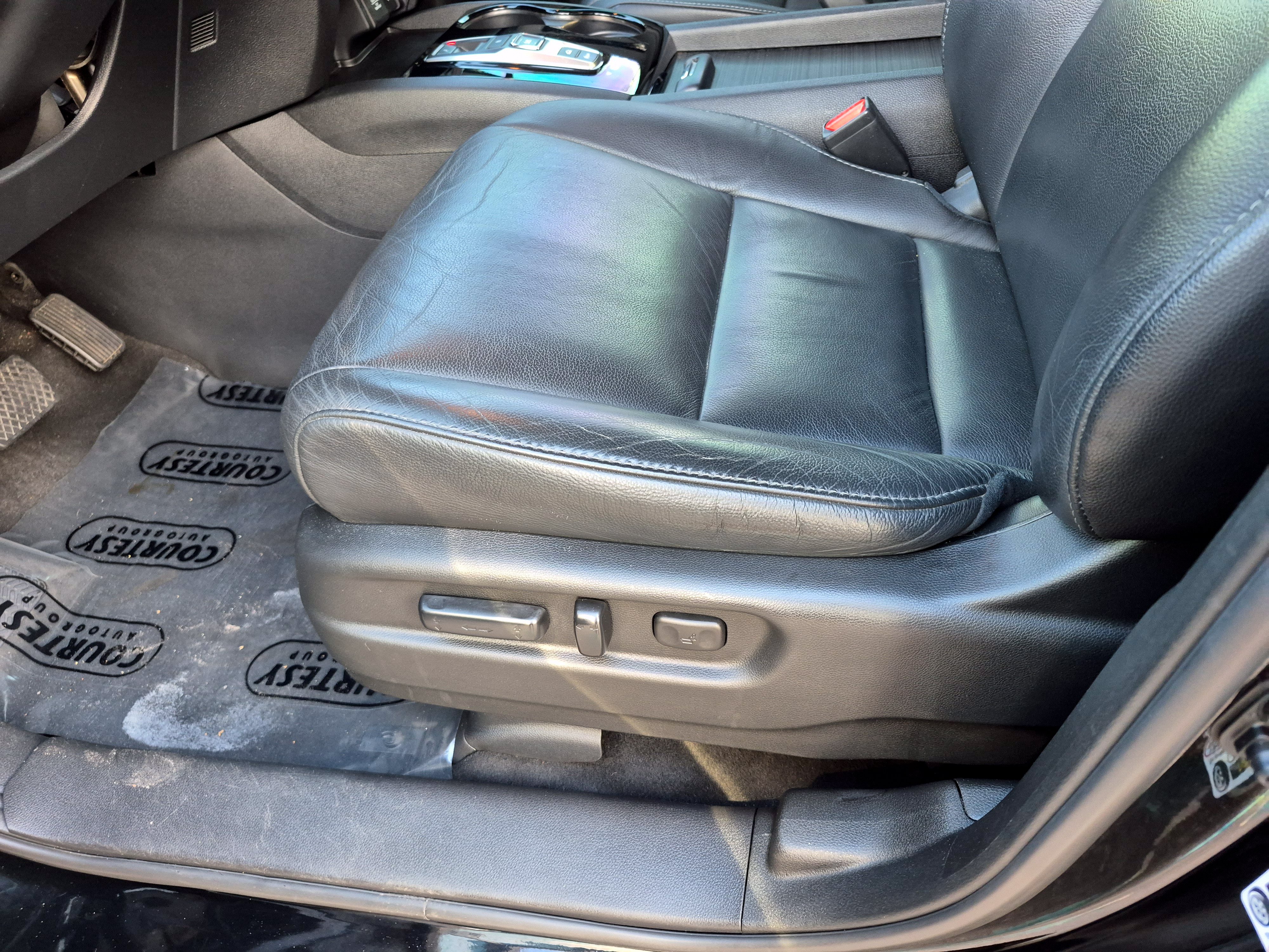 Used 2017 Honda Pilot Touring image 25