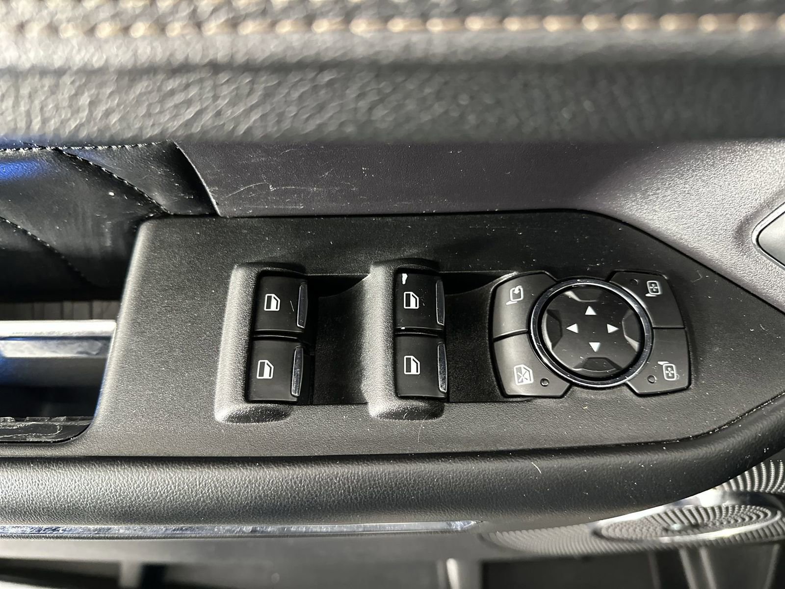 Used 2018 Ford Expedition Platinum image 13