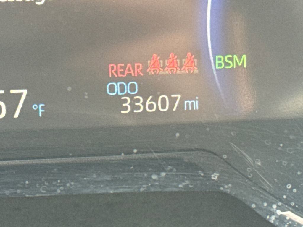 Used 2025 Toyota RAV4 XLE w/ Convenience Package image 18