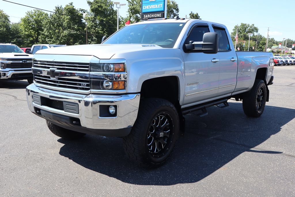 Used 2015 Chevrolet Silverado 2500 LTZ w/ Snow Plow Prep Package AWD/4WD image 23