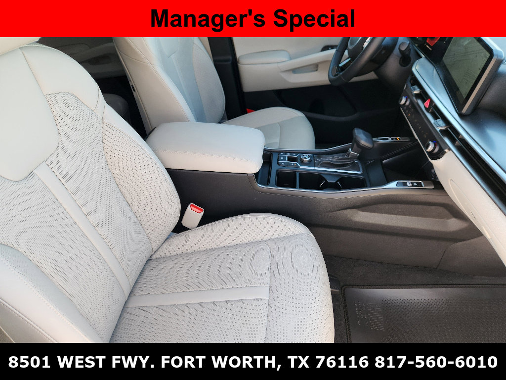 New 2025 Kia Sorento S image 10