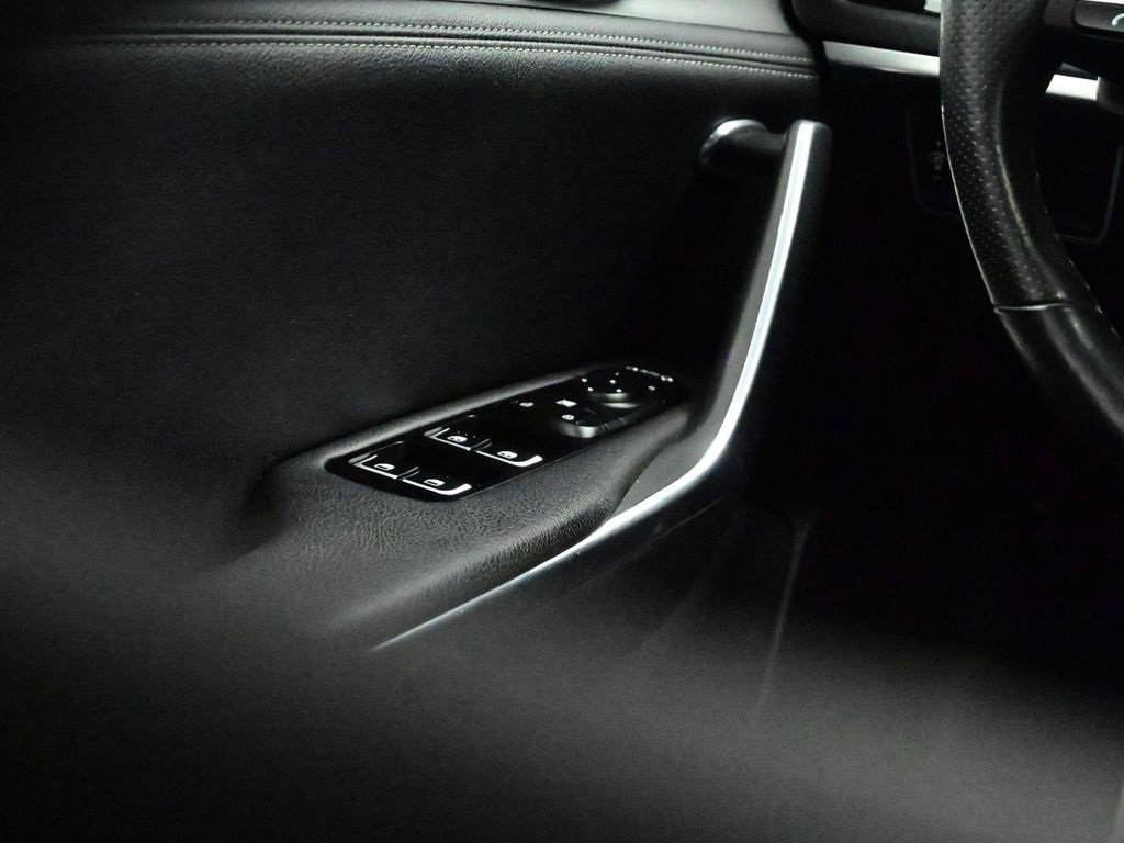 Certified 2019 Kia Stinger GT image 10