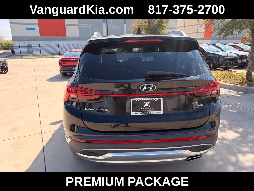 Used 2022 Hyundai Santa Fe SEL w/ Convenience + Premium Package AWD/4WD image 3