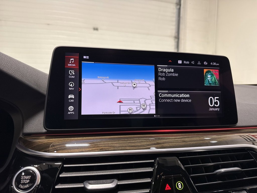 Used 2022 BMW 530i xDrive w/ Premium Package image 22