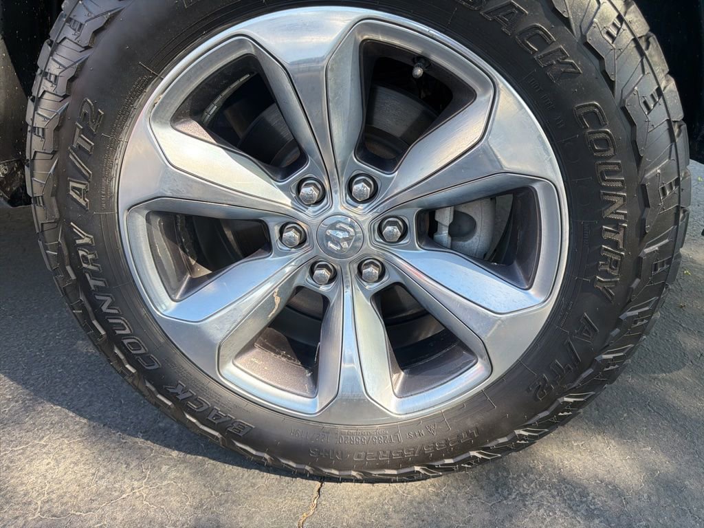 Used 2022 RAM 1500 Limited w/ Body Color Bumper Group AWD/4WD image 23