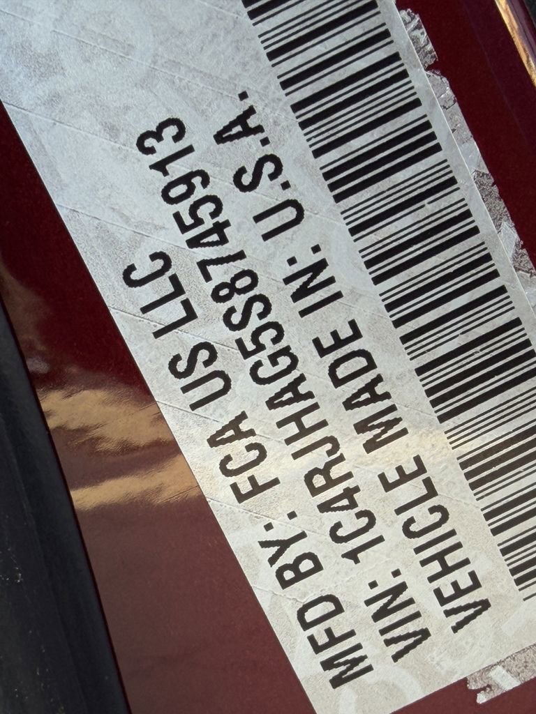 New 2025 Jeep Grand Cherokee Altitude image 22