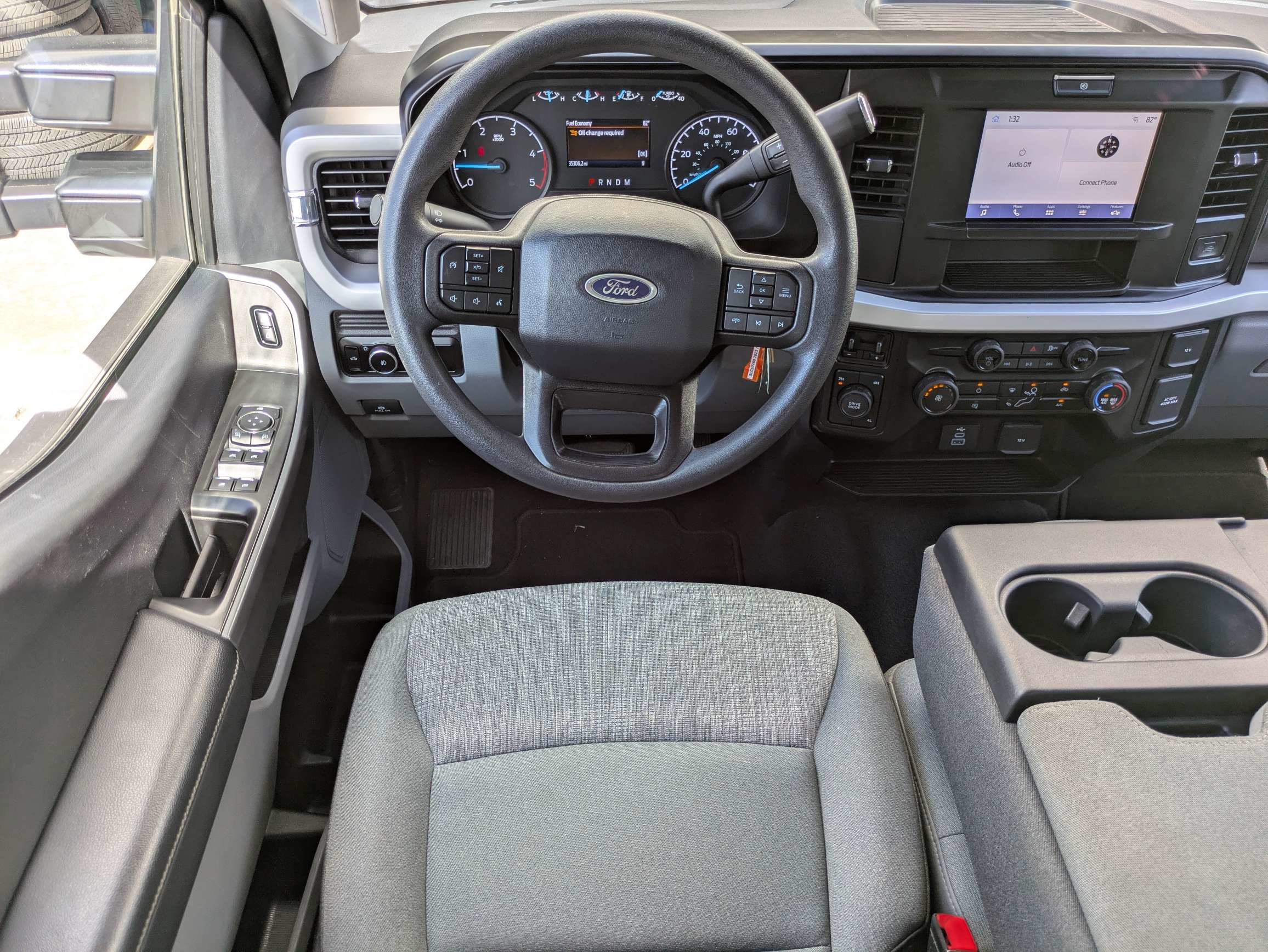Used 2025 Ford F250 XLT AWD/4WD image 4
