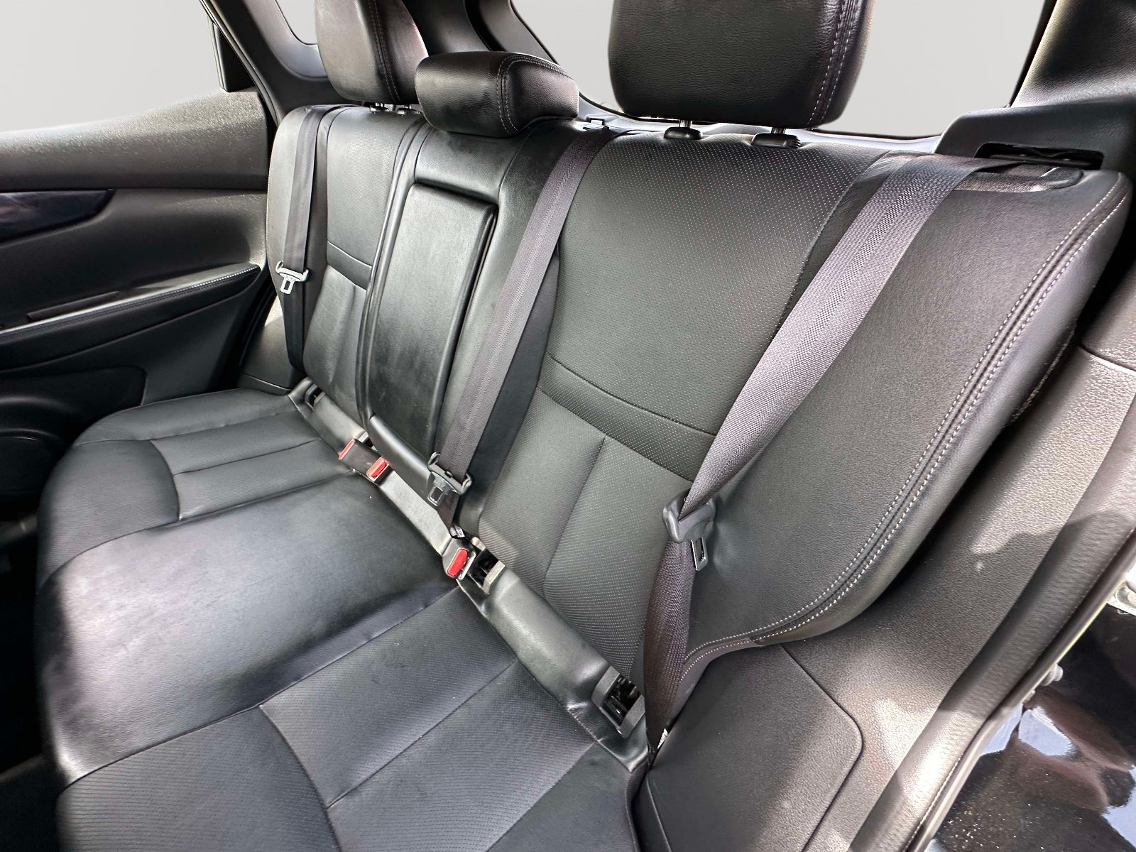 Used 2018 Nissan Rogue Sport SL w/ SL Premium Package AWD/4WD image 28