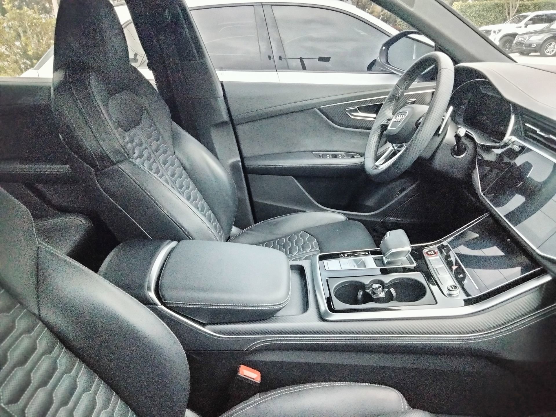 Used 2024 Audi RS Q8 image 8