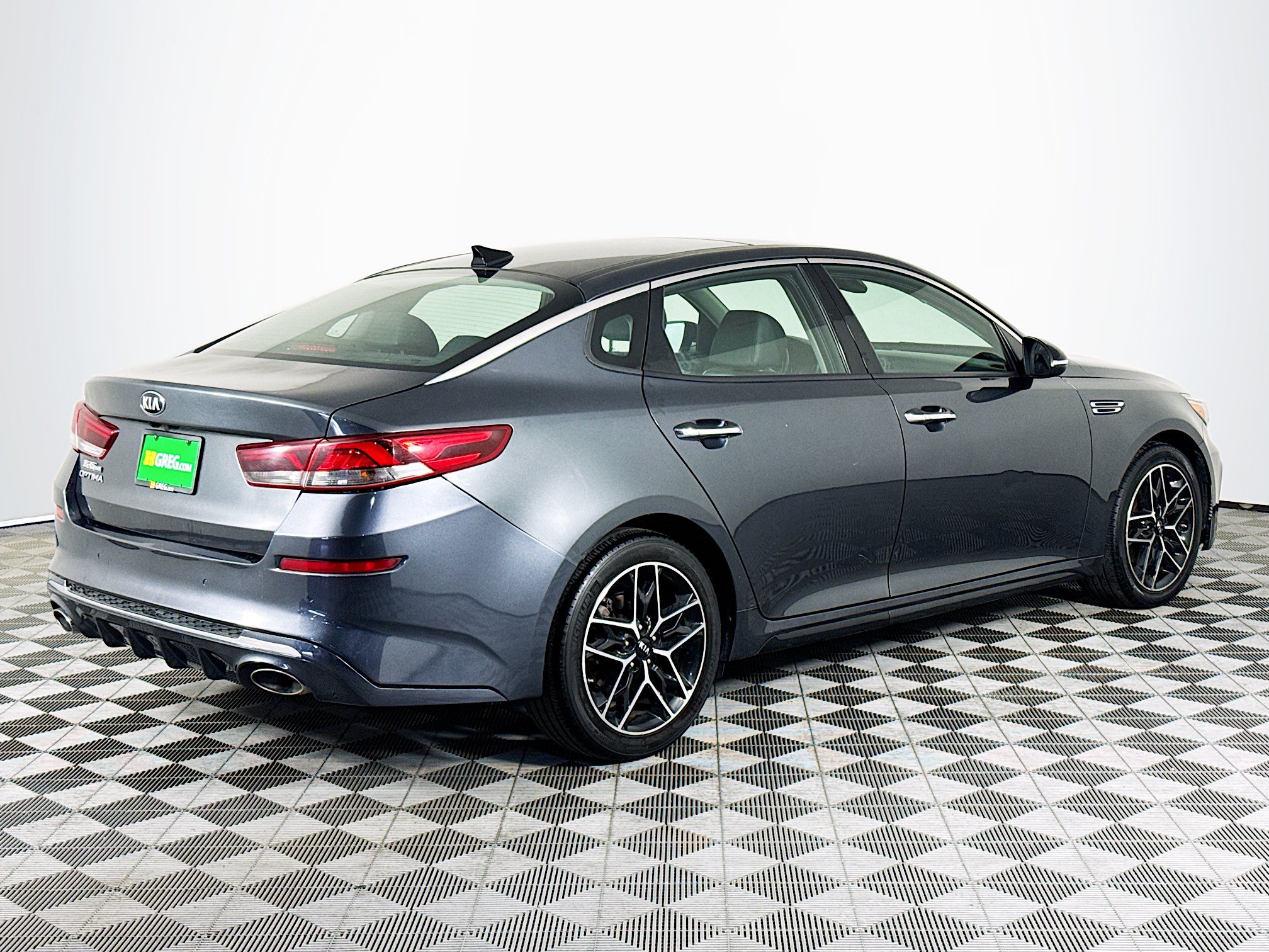 Used 2020 Kia Optima SE FWD image 8