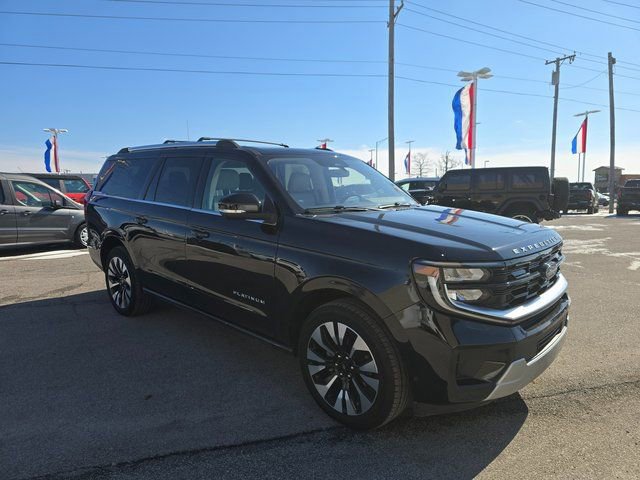 Used 2025 Ford Expedition Max Platinum w/ Driver's Package image 3