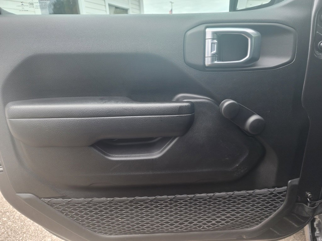 Used 2023 Jeep Wrangler Sport image 12