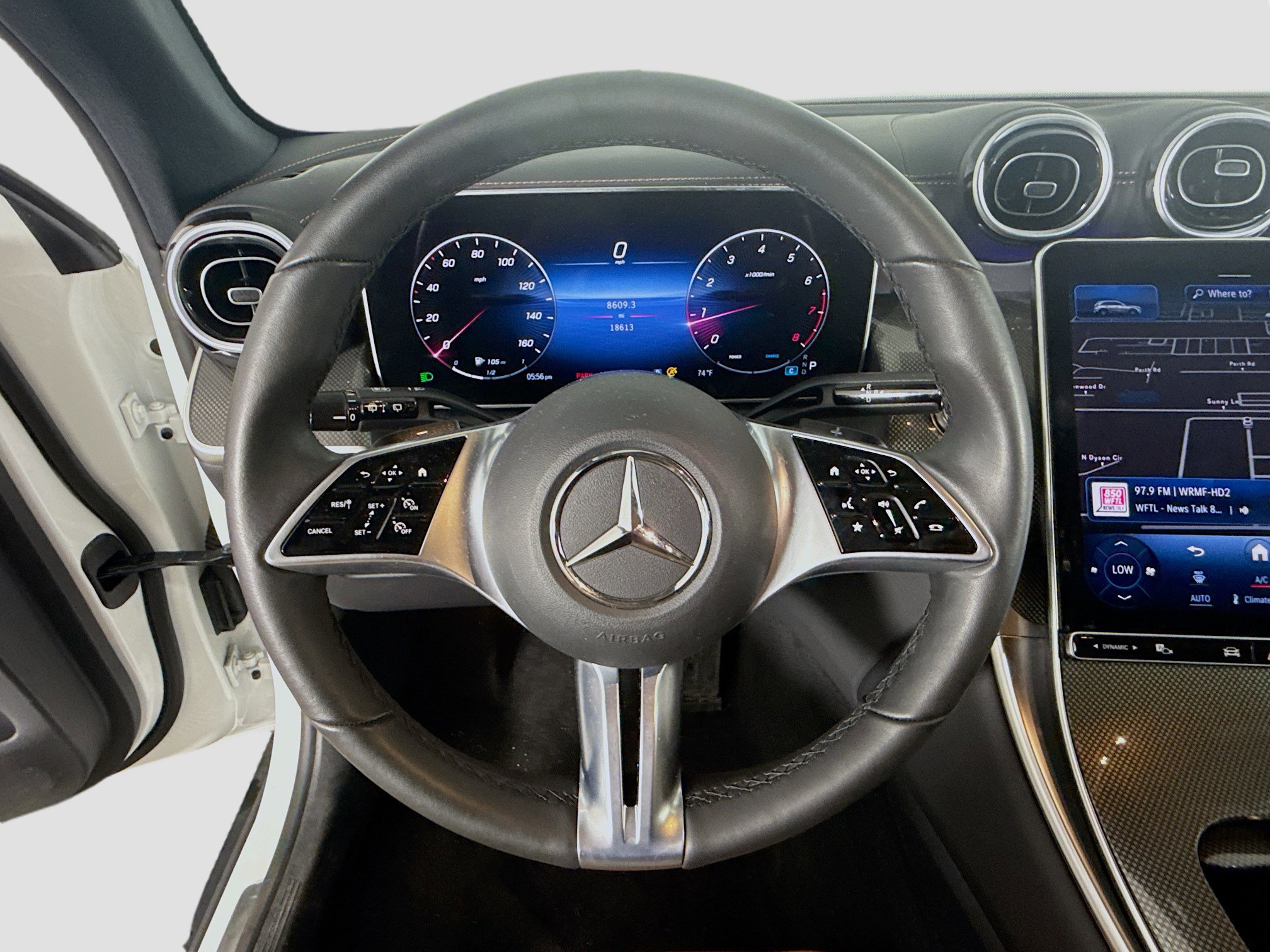 Used 2023 Mercedes-Benz GLC 300 4MATIC w/ Exclusive Trim Package image 13