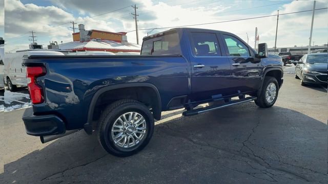 Used 2020 Chevrolet Silverado 3500 High Country w/ Z71 Off-Road Package AWD/4WD image 8