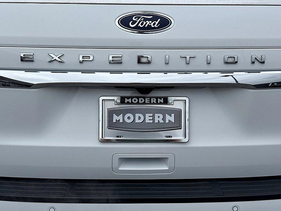 Used 2024 Ford Expedition Max Limited image 25