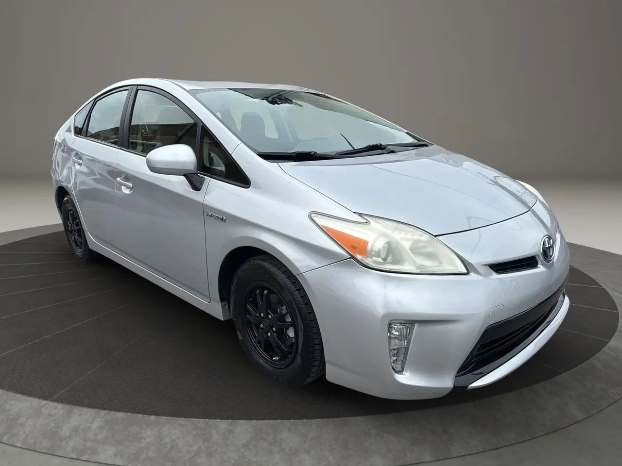 Used 2013 Toyota Prius Two image 3