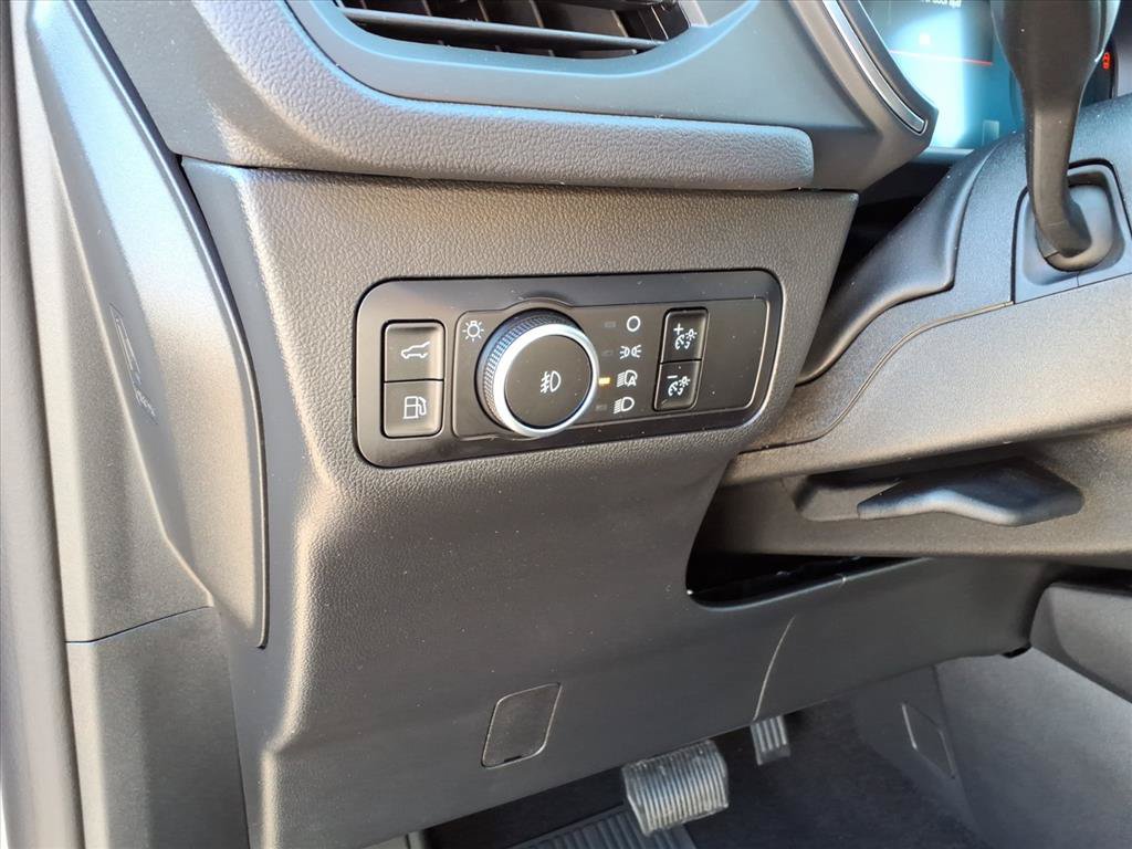 Used 2025 Ford Escape SE w/ PHEV Premium Package FWD image 12