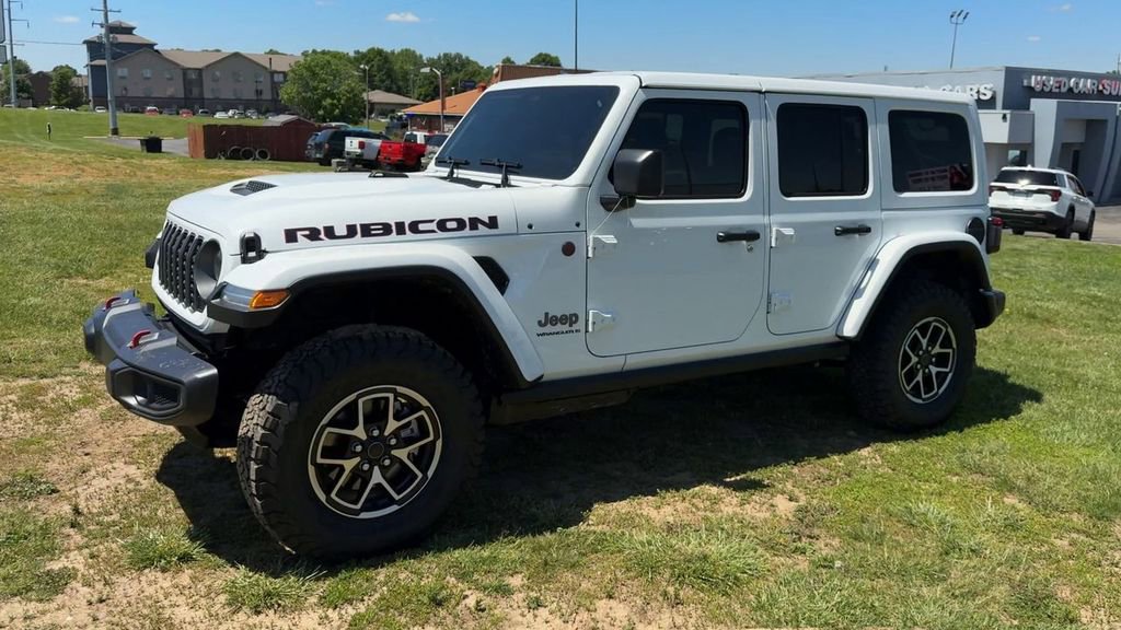 Used 2026 Jeep Wrangler Unlimited Rubicon AWD/4WD image 3