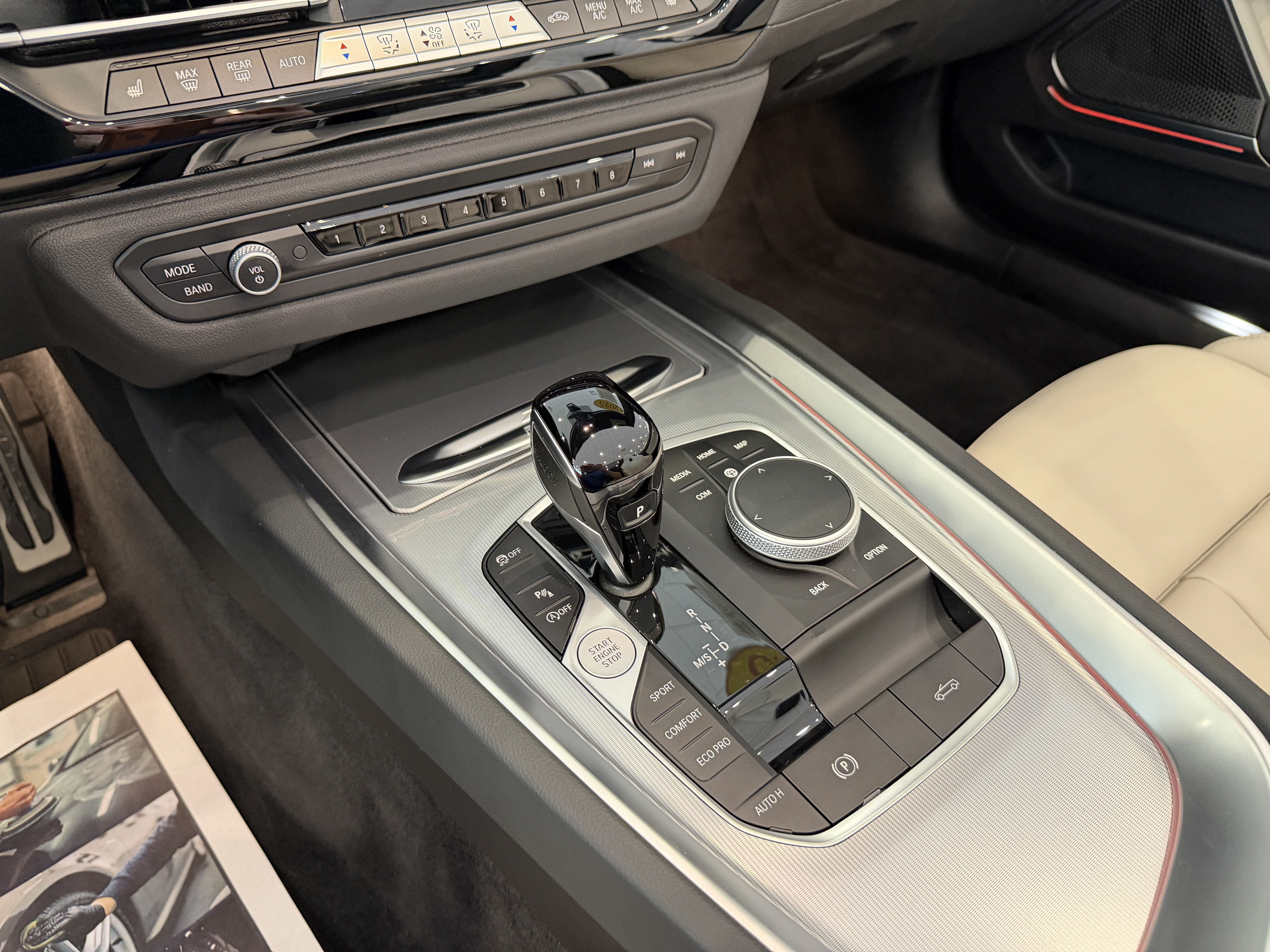 Used 2025 BMW Z4 M40i RWD image 22
