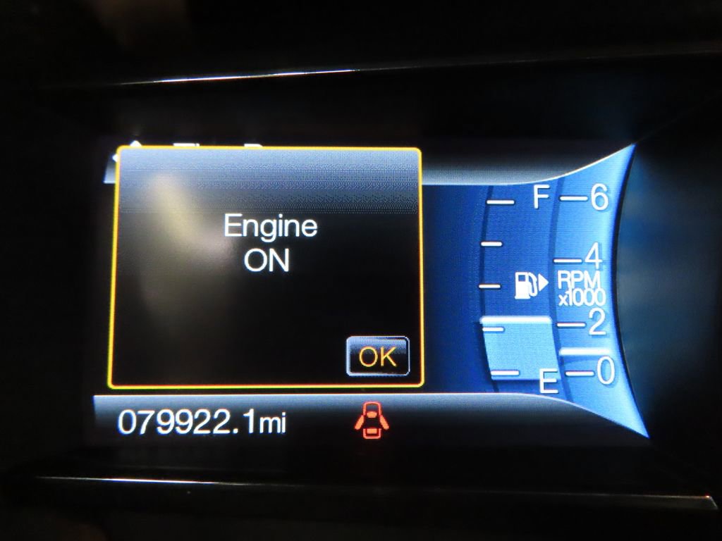 Used 2016 Ford Explorer XLT w/ Equipment Group 202A AWD/4WD image 16